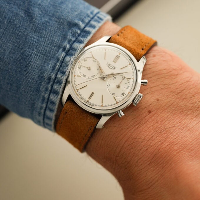 HEUER Ref. 404 “big eyes” chronograph – Valjoux 23 – polygon case back