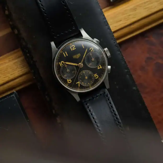 HEUER Ref. 345 (pre Carrera) – Radium Gilt Dial – Valjoux 71