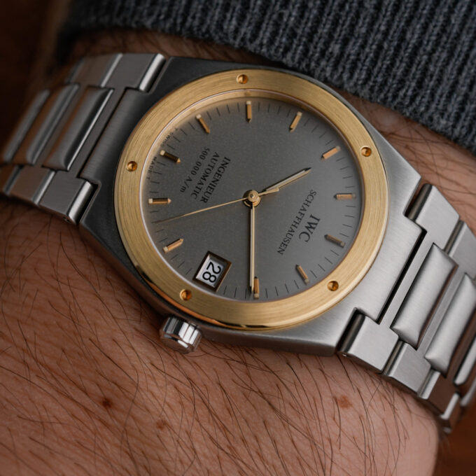 Alternative view of IWC Ingenieur Automatic 3508 / 500.000 A/m – Full Set