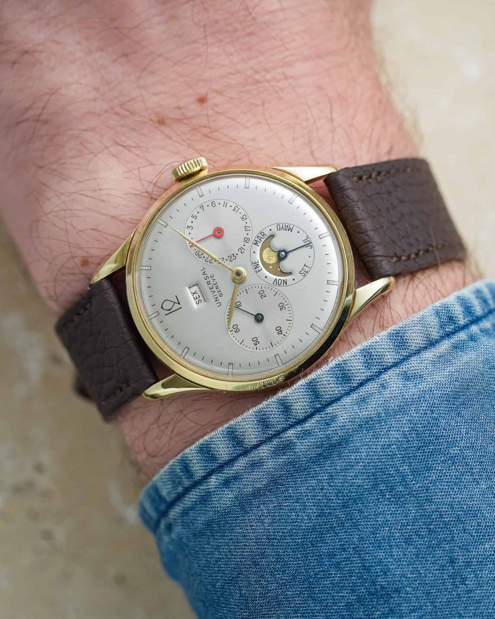 Universal Geneve Triple Calendar Moonphase 14K gold - Image 2