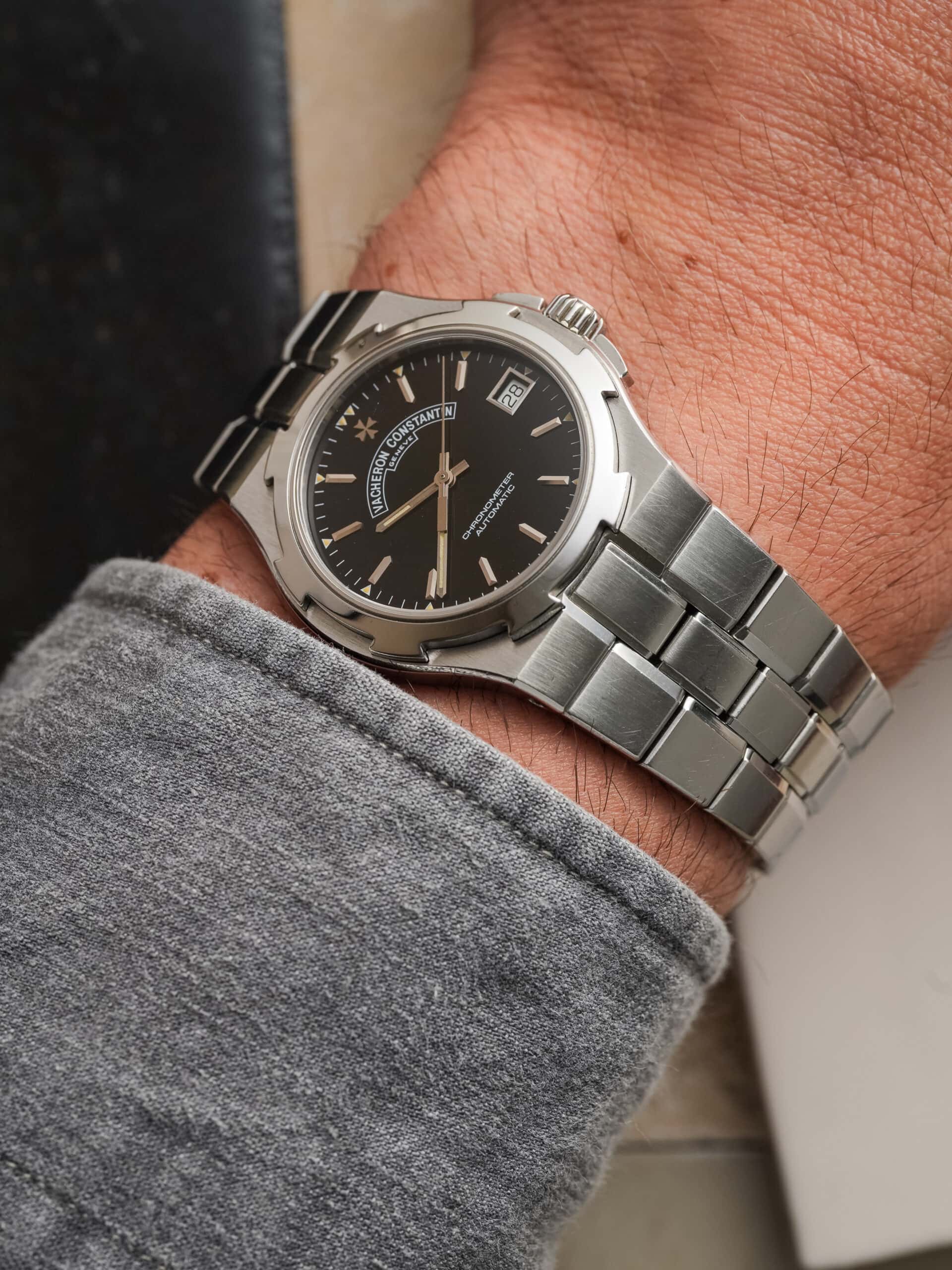 Vacheron Constantin Overseas Jumbo ref. 42040 - Image 9