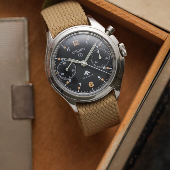 Lemania RAF 6BB Monopusher Chronograph – Calibre 2220