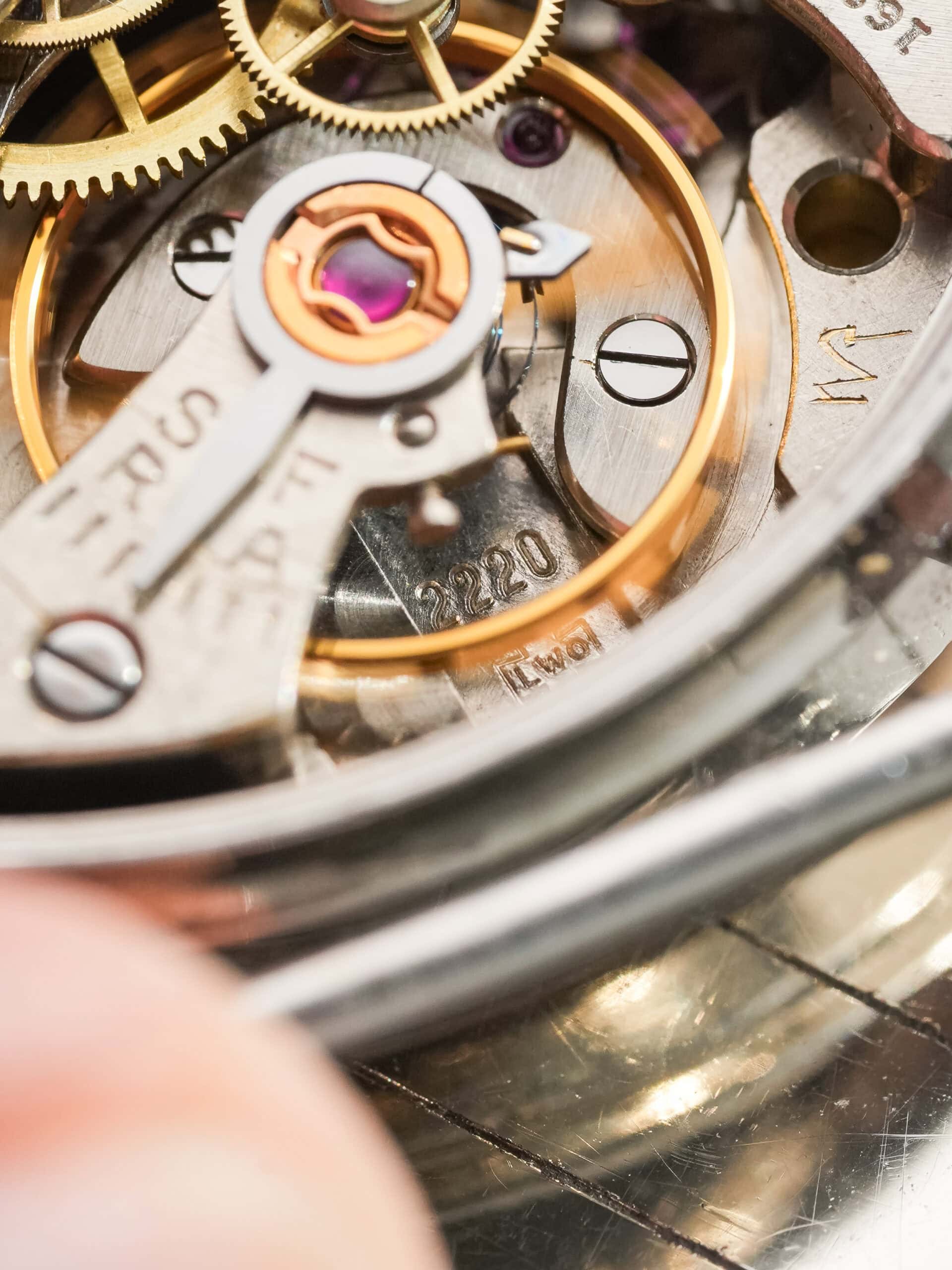 Lemania RAF 6BB Monopusher Chronograph – Calibre 2220 - Image 20
