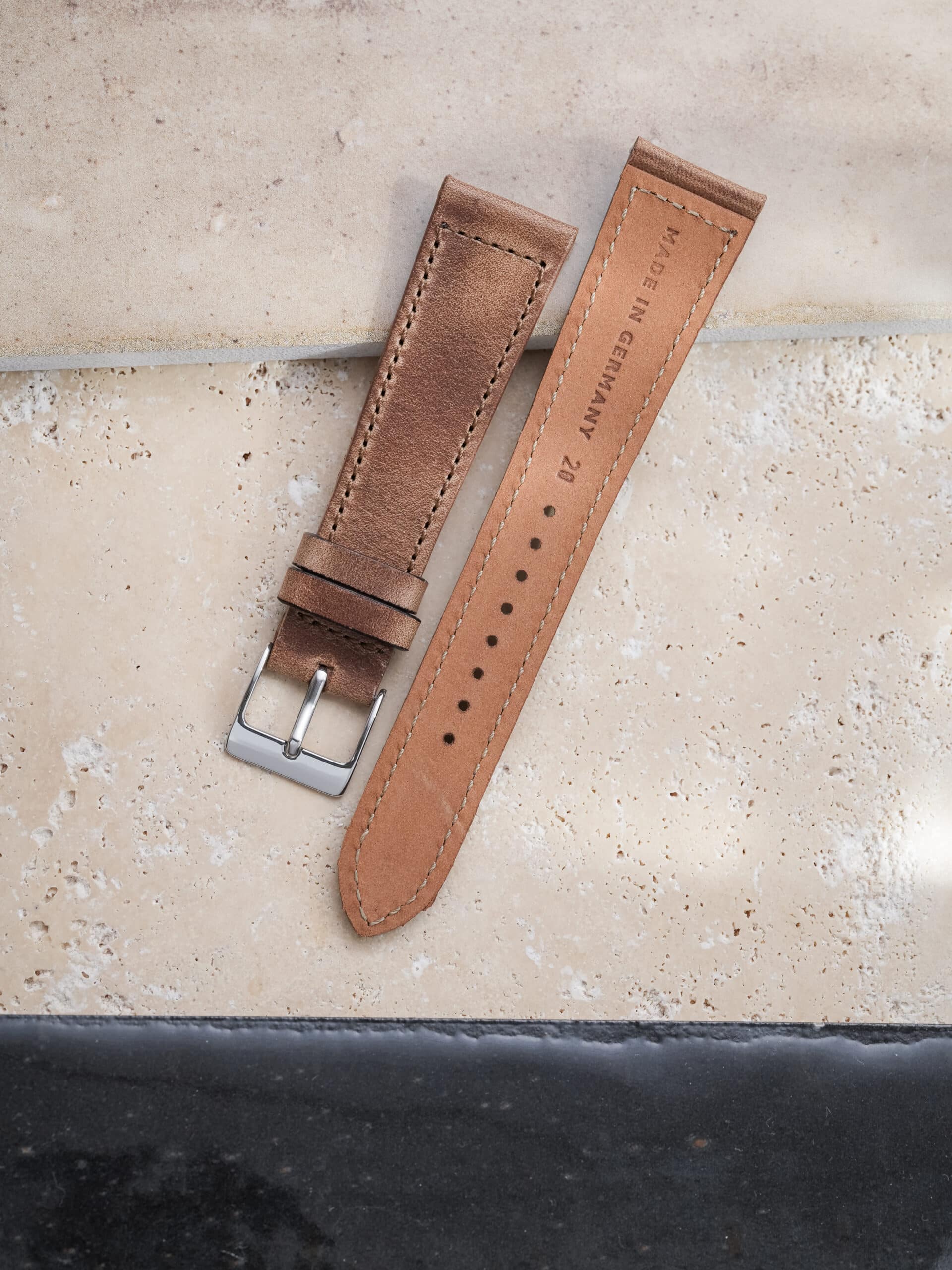 The Ashwood - Horween Chromexcel Strap - plain - Image 6