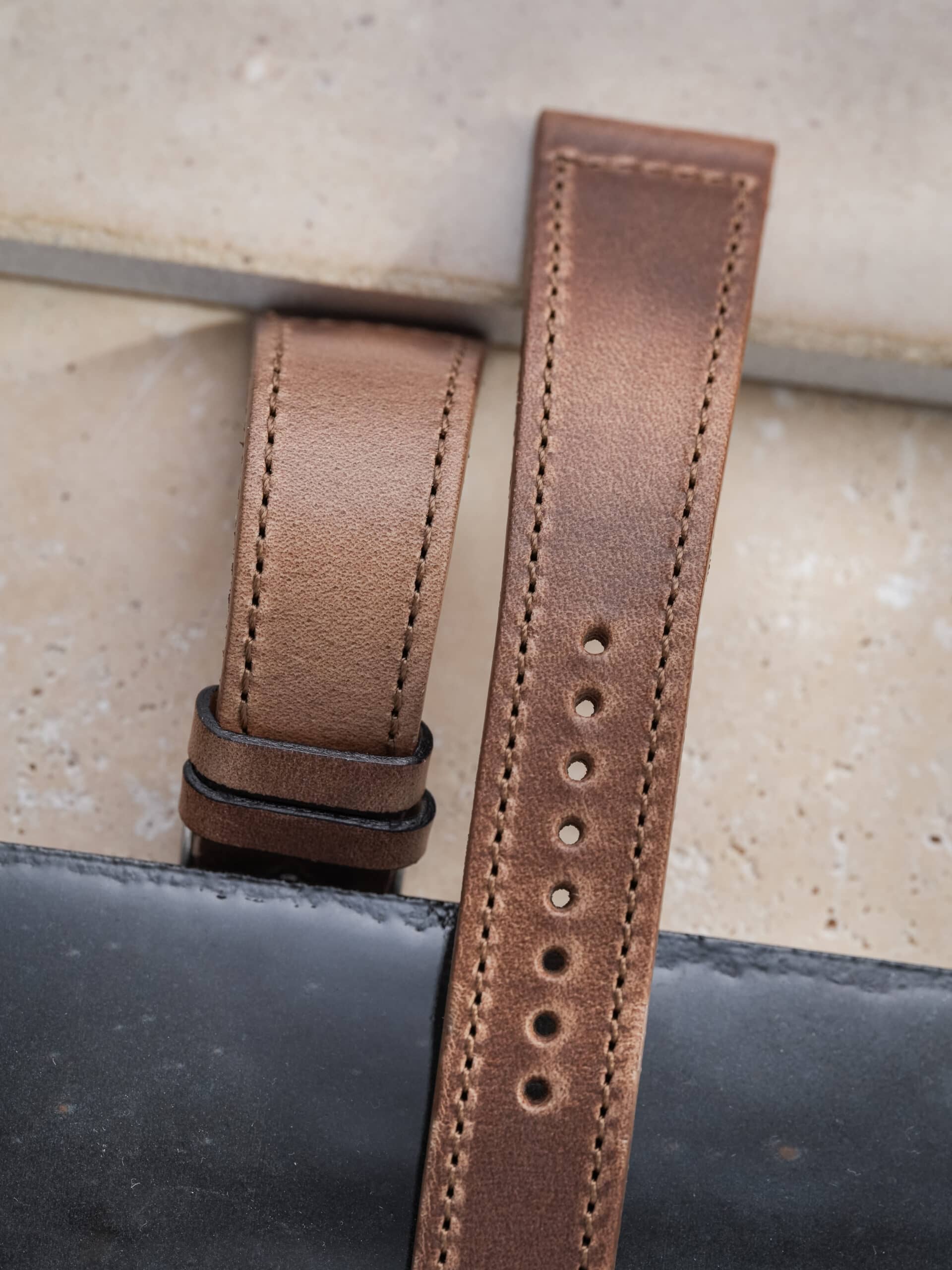 The Ashwood - Horween Chromexcel Strap - plain - Image 4