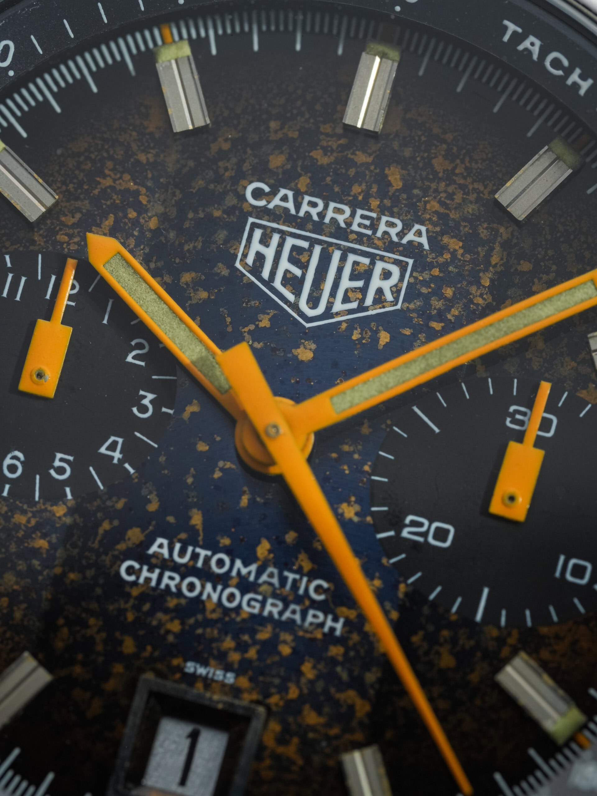 HEUER CARRERA 110.573B – TROPICAL DIAL – CALIBRE 12 - Image 10