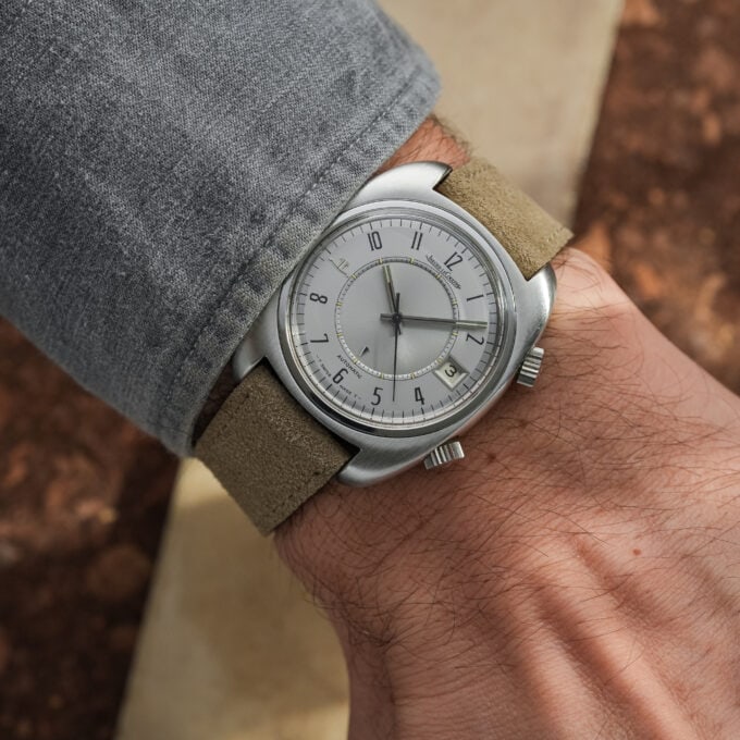 Jaeger-LeCoultre Memovox E876 Speedbeat – Silver Dial – Calibre 916 – Original NSA Bracelet - Image 9