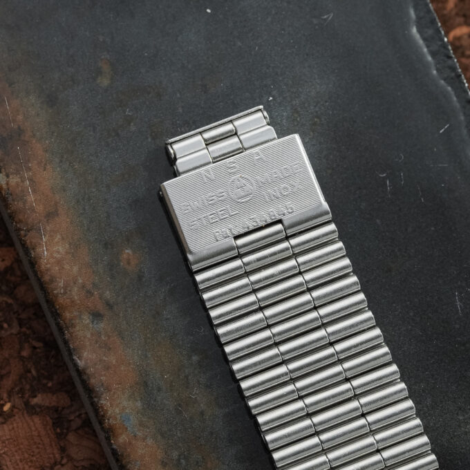 Jaeger-LeCoultre Memovox E876 Speedbeat – Silver Dial – Calibre 916 – Original NSA Bracelet - Image 12