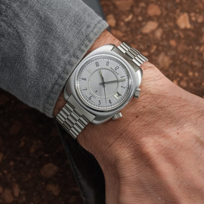 Jaeger-LeCoultre Memovox E876 Speedbeat – Silver Dial – Calibre 916 – Original NSA Bracelet - Image 8