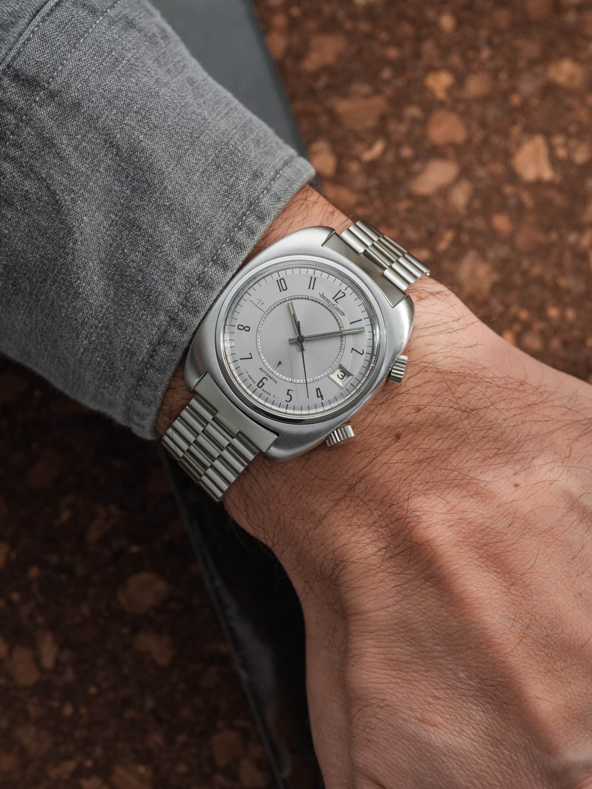 Jaeger-LeCoultre Memovox E876 Speedbeat – Silver Dial – Calibre 916 – Original NSA Bracelet - Image 8