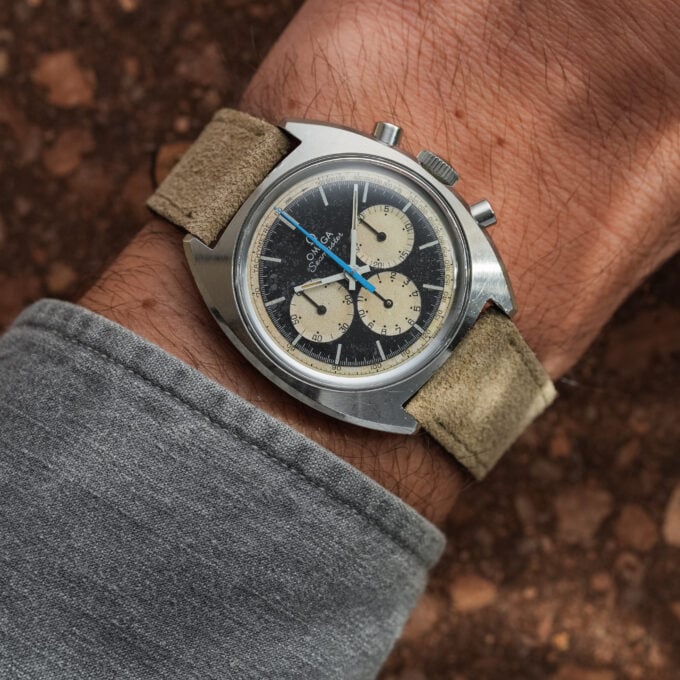 Alternative view of OMEGA Seamaster 145.016-68 – Reverse Panda Dial – Calibre 861